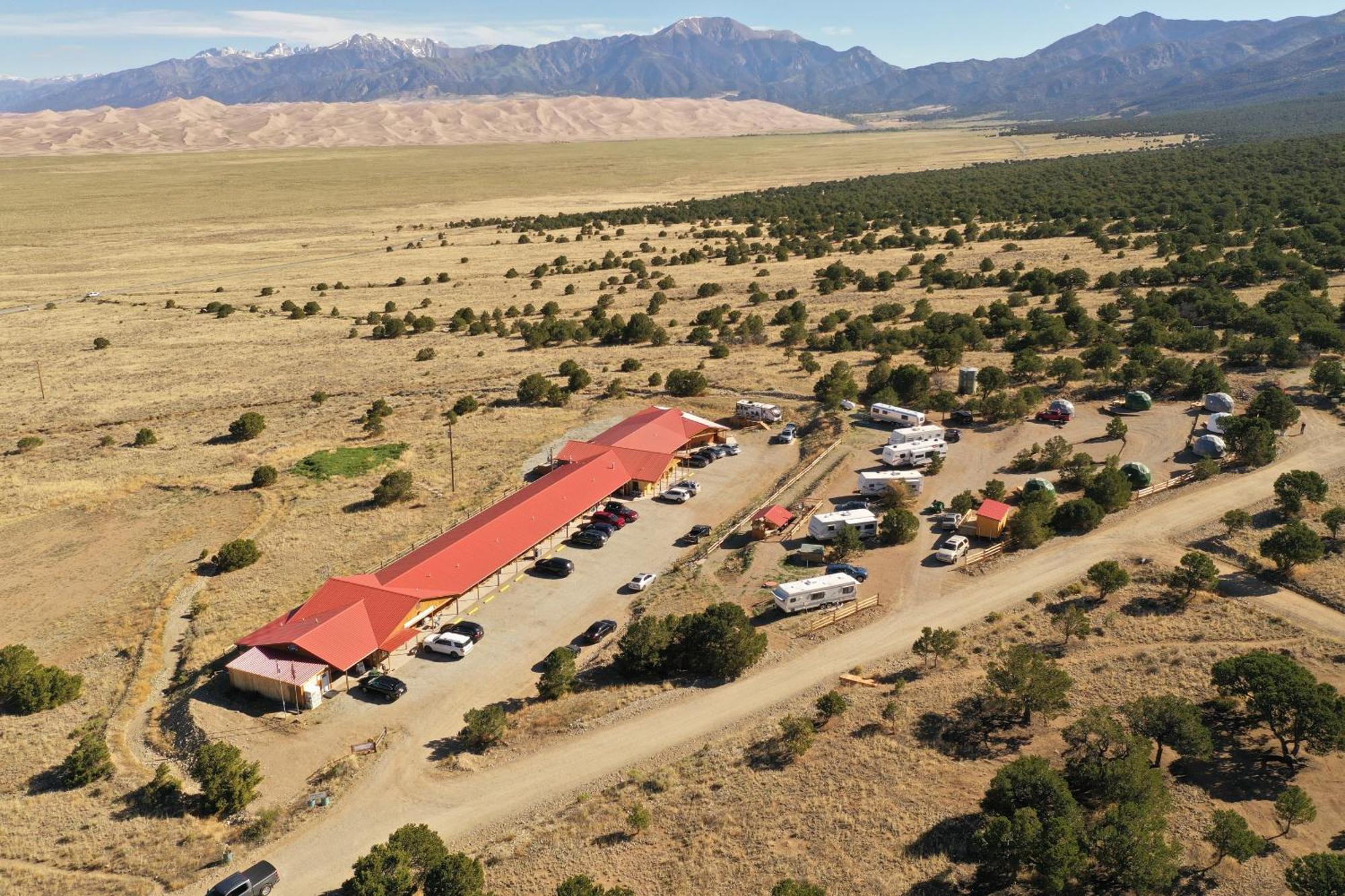 Great Sand Dunes Lodge